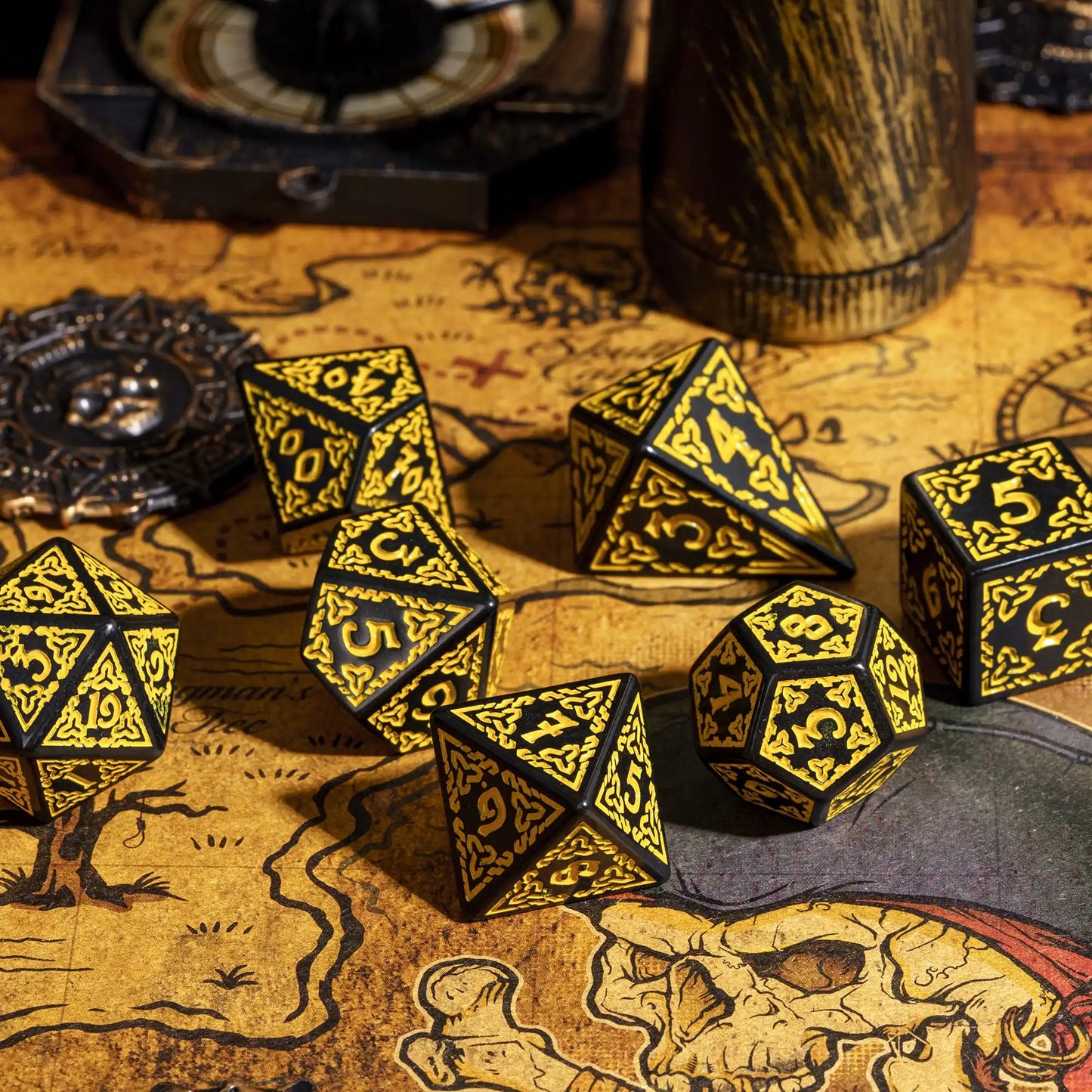 DND Celtic Knot Dice with Unique D4 7Pcs/Set New Pattern D4- D20 Polyhedral Dice for Role Playing Board Game D&D Tabletop Games