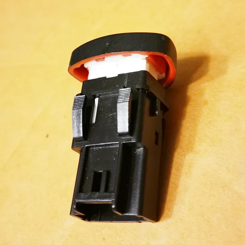 Car Hazard Emergency Light Flasher Switch Button for RENAULT CLIO ALL MODELS 8200634256 8200442743 8200060036 8200442723