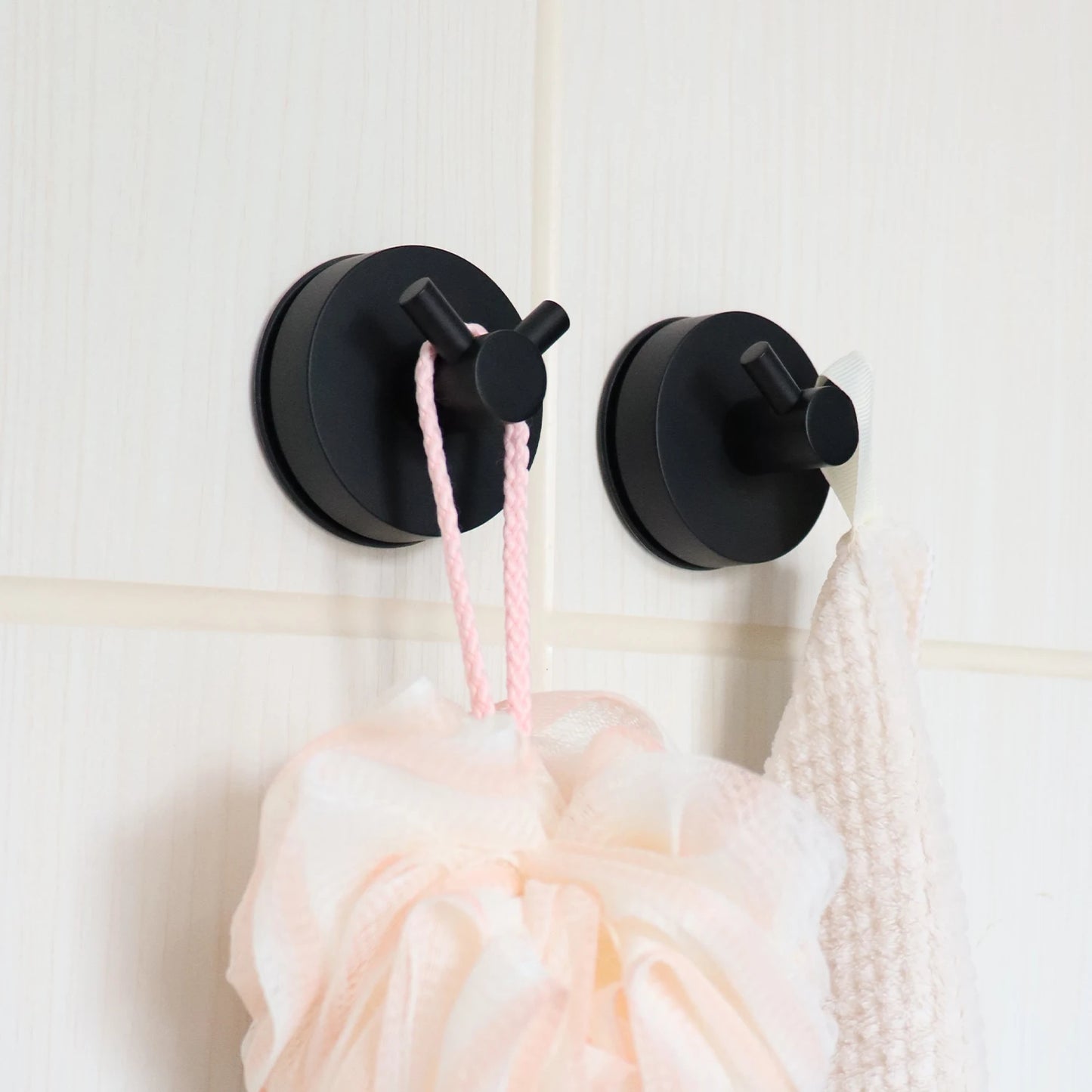 1/2/4pcs 5KGS Reusable Towel Hook Vacuum Suction Cup Hook Robe Hooks Kitchen Bathroom Home Suction Hook Hanger Accessories