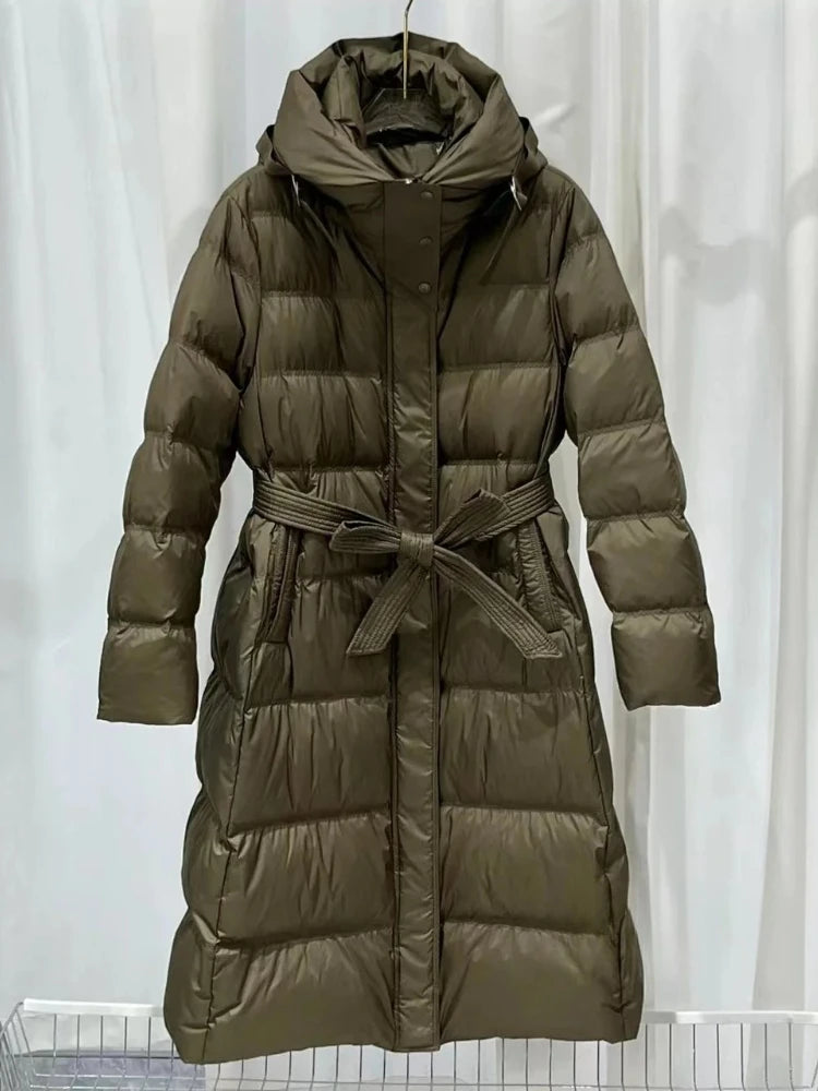 Fashionable Autumn Winter New 2025 Winter Women Thick White Duck Down Jacket Female Long Hooded Puffer Coat Ladies Outerwear