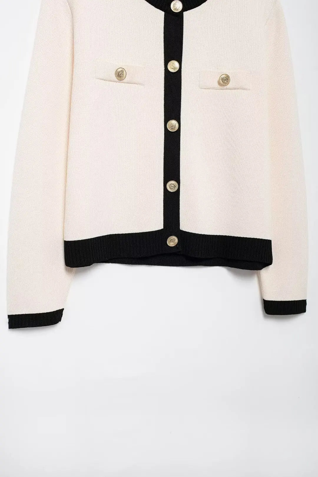 TRAFZA Autumn Fashion Women Sweater Coats Solid O-Neck Long Sleeves Pockets Buttons Single Breasted Female Casual Knitted Coat