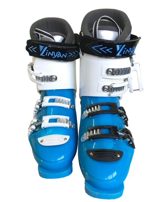 high quality Chinese good quantity three four buckles Alpine ski boots