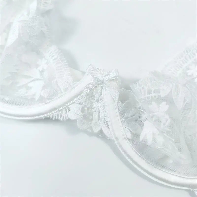 French Sexy Bra & Brief Set Lingerie Ultra-Thin See-Through Sexy Floral Lace Underwire Set Large Breasts Show Small Anti-Sag Bra