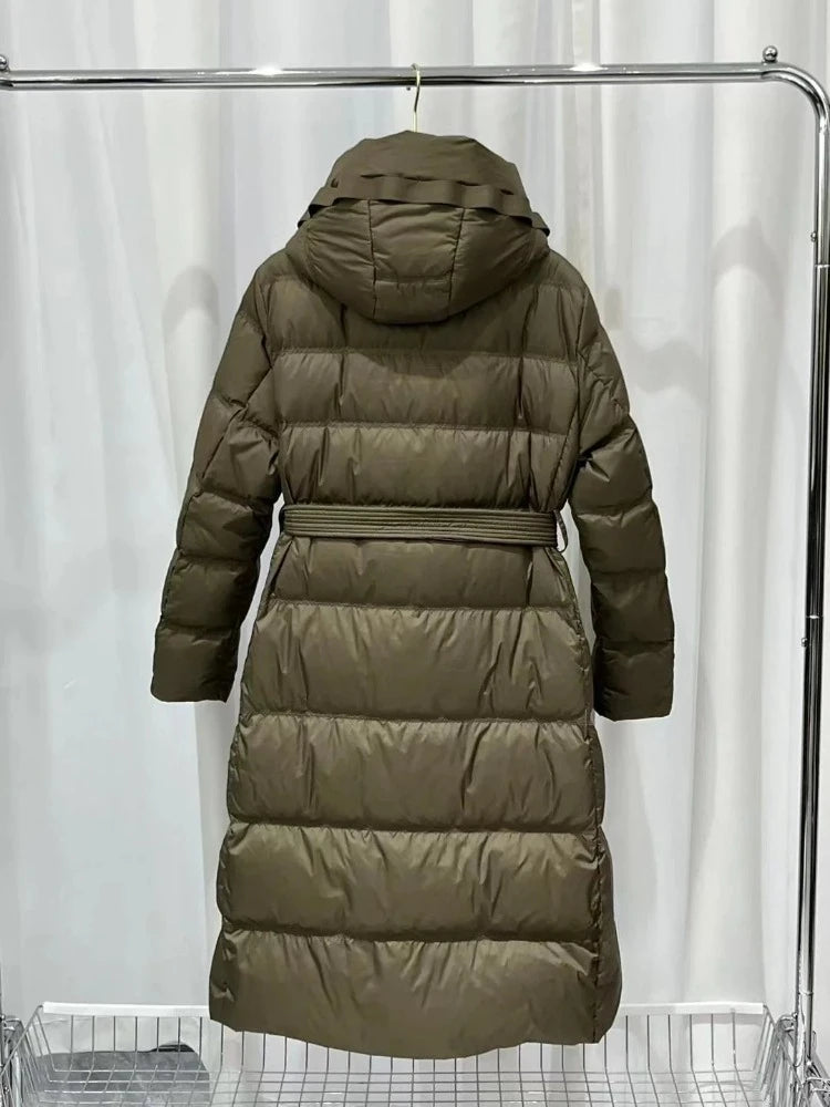 Fashionable Autumn Winter New 2025 Winter Women Thick White Duck Down Jacket Female Long Hooded Puffer Coat Ladies Outerwear