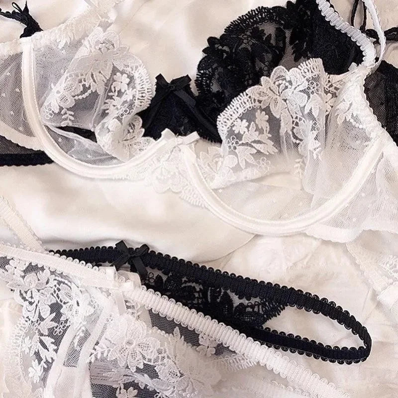 French Sexy Bra & Brief Set Lingerie Ultra-Thin See-Through Sexy Floral Lace Underwire Set Large Breasts Show Small Anti-Sag Bra