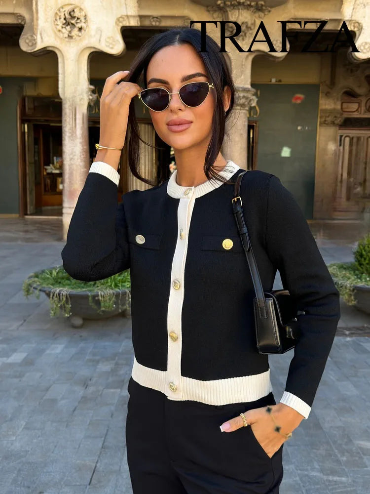 TRAFZA Autumn Fashion Women Sweater Coats Solid O-Neck Long Sleeves Pockets Buttons Single Breasted Female Casual Knitted Coat