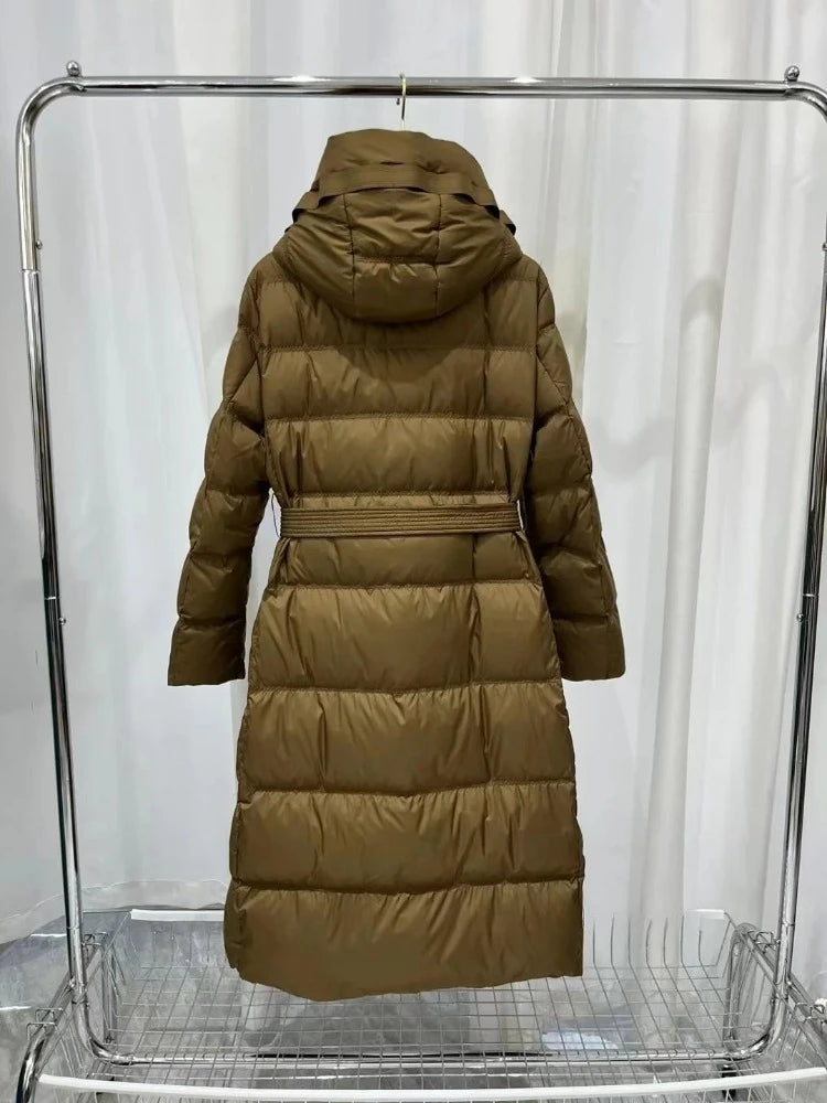 Fashionable Autumn Winter New 2025 Winter Women Thick White Duck Down Jacket Female Long Hooded Puffer Coat Ladies Outerwear