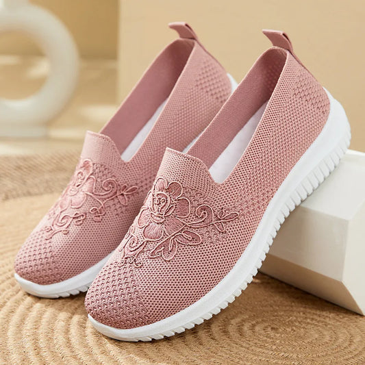Women's breathable hollow flat shoes, shallow mouth flower solid color mesh shoes, fashionable lazy shoes