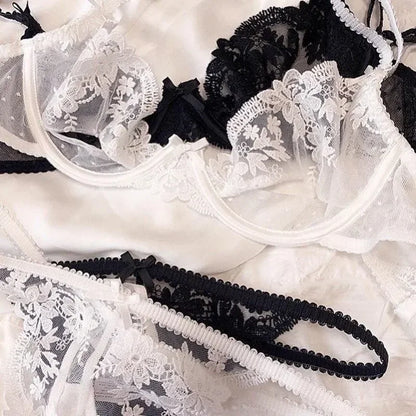 French Sexy Bra & Brief Set Lingerie Ultra-Thin See-Through Sexy Floral Lace Underwire Set Large Breasts Show Small Anti-Sag Bra