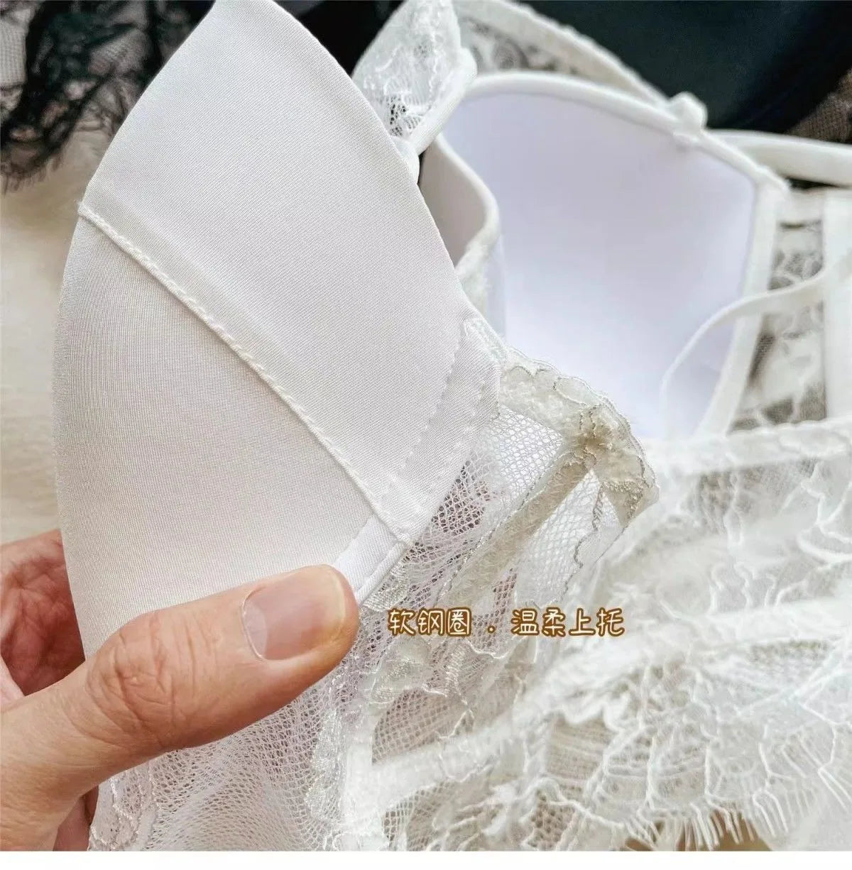 Sexy Lingerie Women Lace Transparent Underwear Embroidery Brief Set Delicate Bra Push Up Lace Gathered Edge Bra and Panty Set