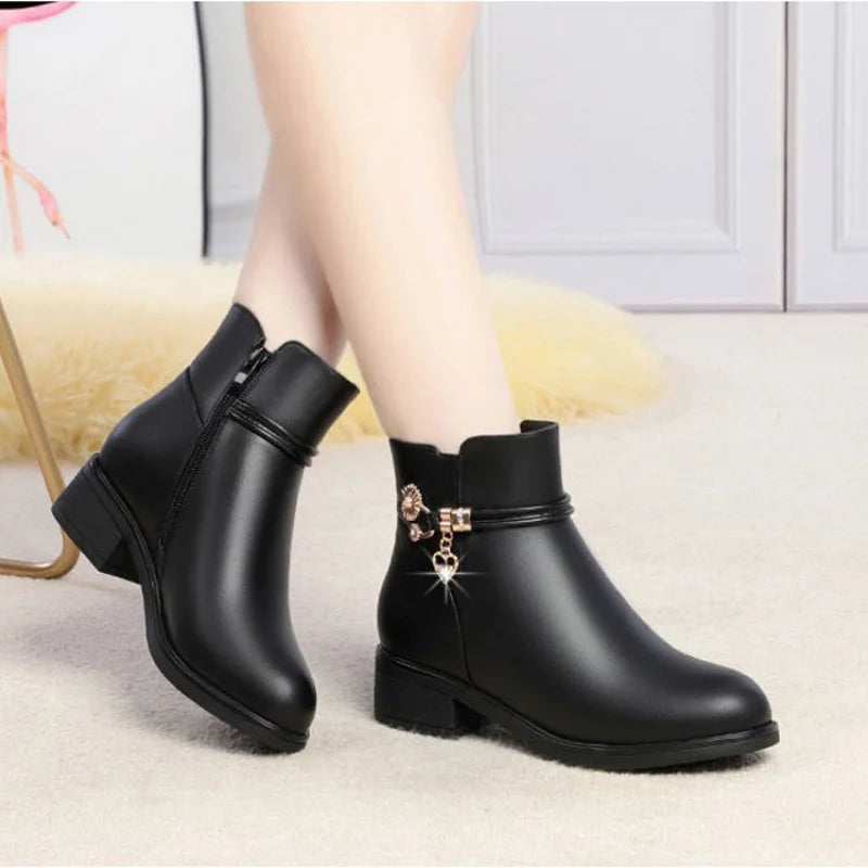 Winter Soft Leather Furry Short Boots for Women - Chunky Heel Warm Cotton Shoes, Flat Black Leather Mom Shoes