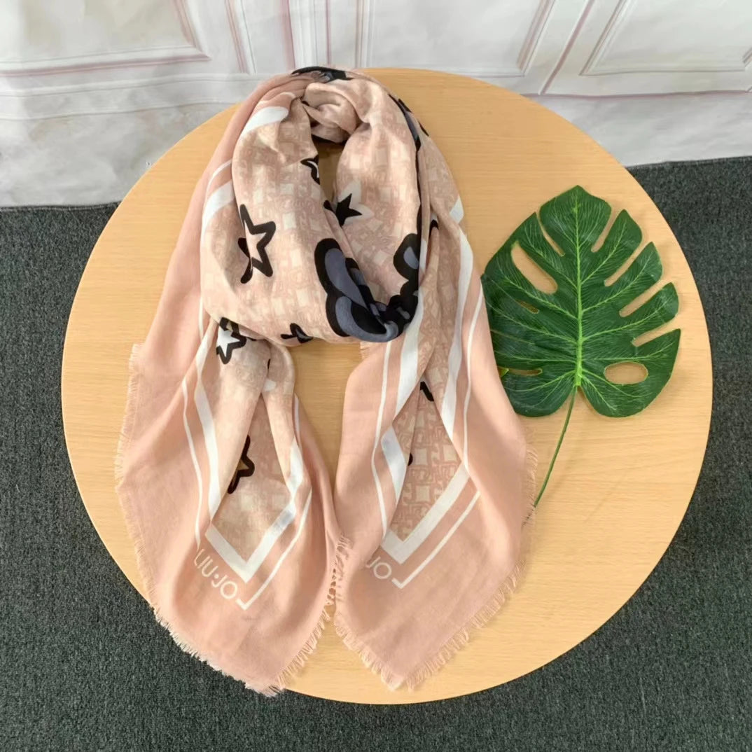Foreign trade original single Italian autumn and winter new fashion brand printed light luxury shawl scarf