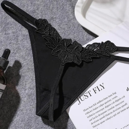 French Sexy Bra & Brief Set Lingerie Ultra-Thin See-Through Sexy Floral Lace Underwire Set Large Breasts Show Small Anti-Sag Bra