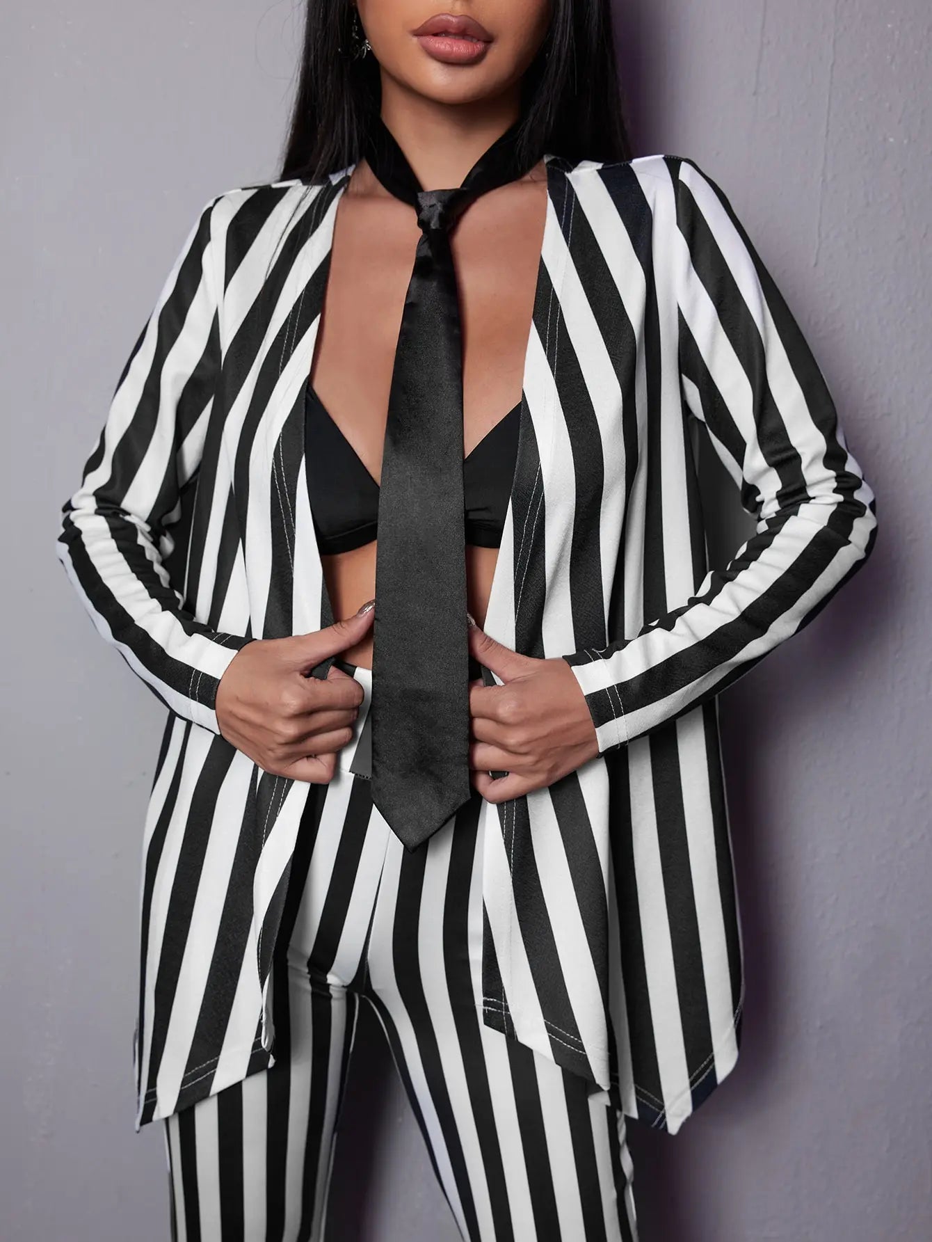 2024 Fashion personality design Long sleeve suit jacket striped high-end commuter coat for women