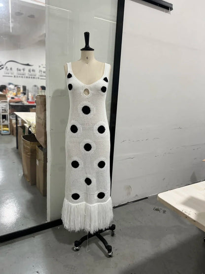 Designed Polka Dot Knitted Long Dress V Neck Hollow Out Fringe Hem Dresses 2025 Summer New Women's Elegant Party Evening Gown