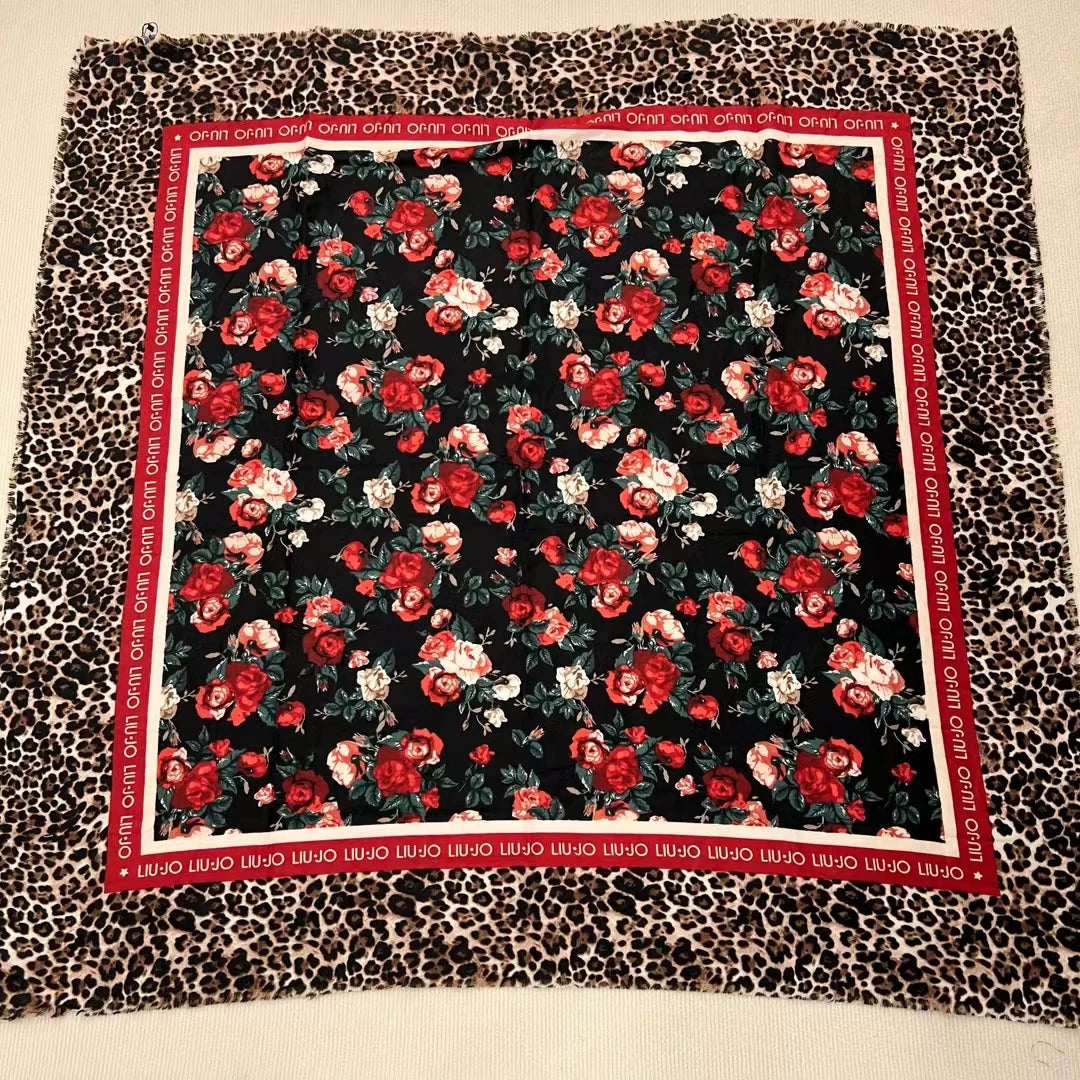 Foreign trade original single Italian autumn and winter new fashion brand printed light luxury shawl scarf