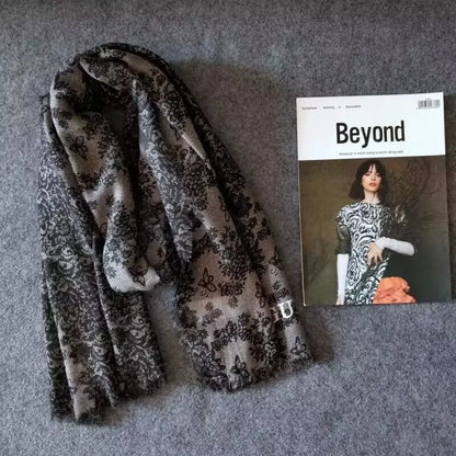 Foreign trade original single Italian autumn and winter new fashion brand printed light luxury shawl scarf