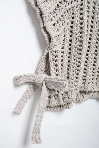 EDSA Women Chunky Knit Top with Side Straps O-Neck Short Sleeves Hollow Out Cropped Sweater Pullover for Casual Female