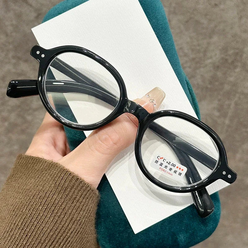 Retro Small Frame Presbyopia Glasses Oval Frame Green Tortoiseshell Reading Glasses Blue Light Blocking Eye Protection Eyewear