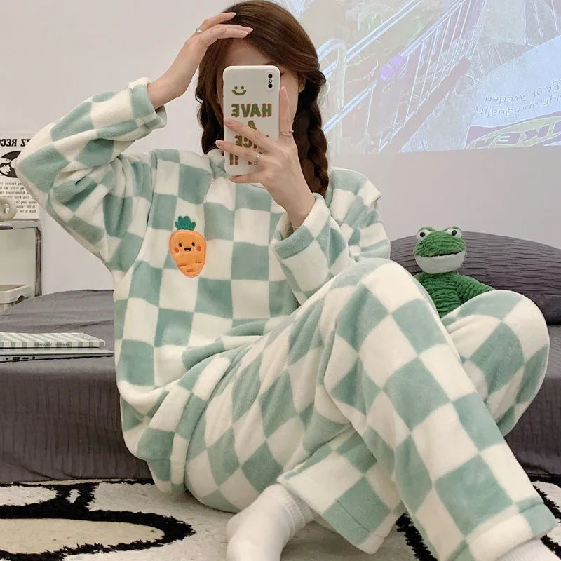 Thickened Warm Flannel Women Sleepwear Homewear for Winter O-Neck Tops and Trousers Nightwear Loungewear Two-Piece Set Pajamas
