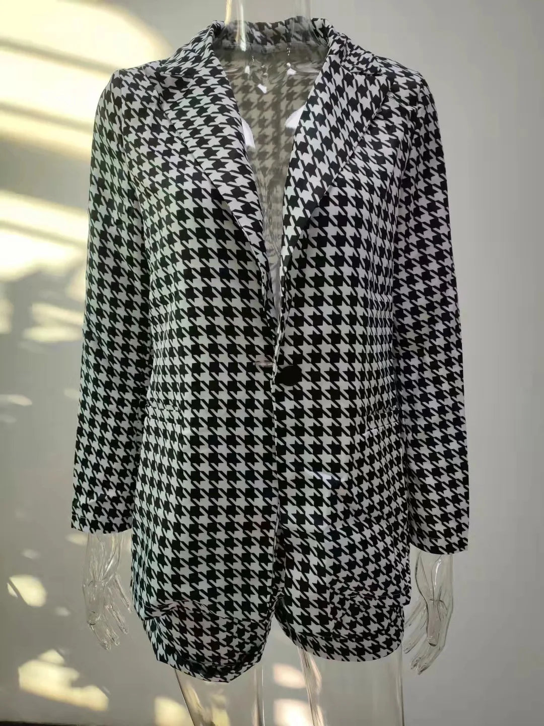 2025 Elegant Two Piece Blazer Suit Sets Women OL Office Sets Slim Cardigan Blazer Shorts Solid 2 Piece Set Casual Blazers Set