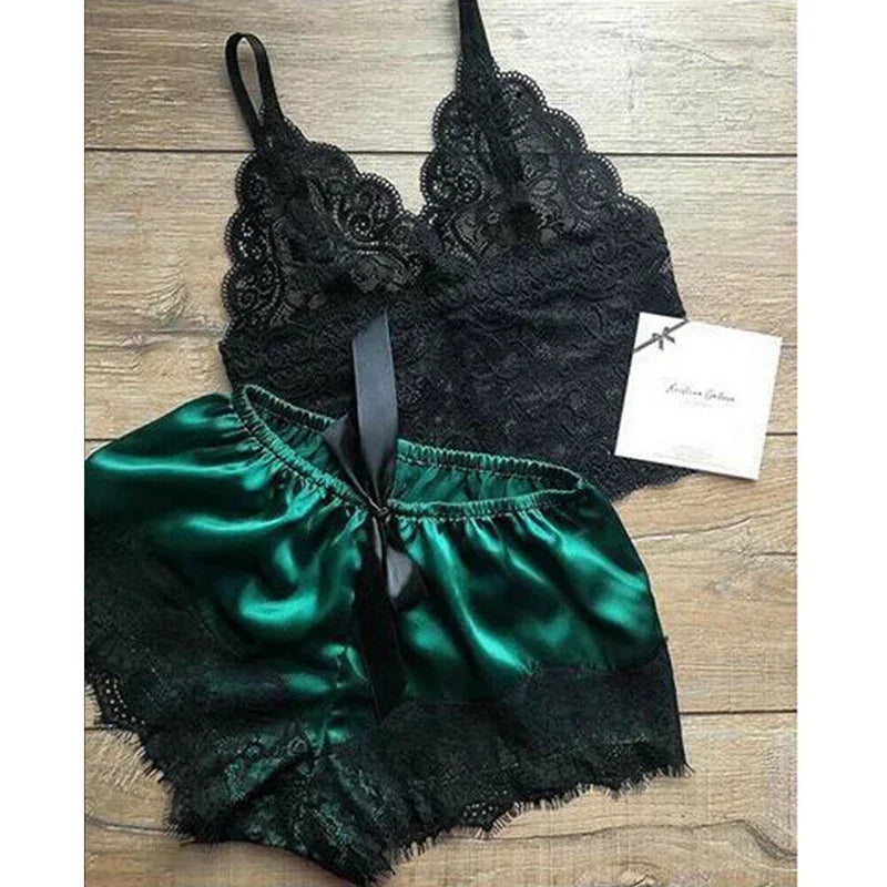 Summer Sexy Sleepwear Womens Lace Sleeveless V-Neck Pajamas Set Lingerie Babydoll Tops Shorts Set Nightwear