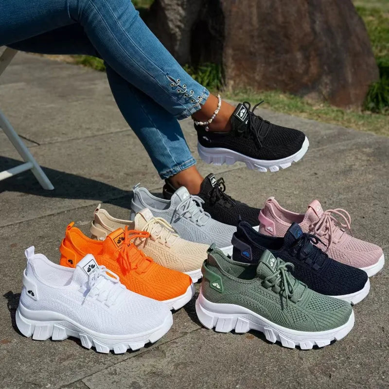 Women's 2025 Spring Knitted Shoes Lightweight Breathable Mom Shoes Plus Size Comfort Non-Slip Casual Flat Sole Slip-On