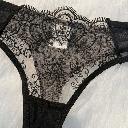 2-piece women's black sexy female lingerie lightweight bow semi transparent lingerie set sexy Lace women's bra and panty set