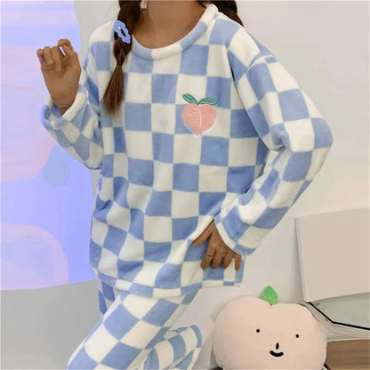 Fleece Long Sleeve Sleepwear Stylish Plaid Warm Pyjamas Sets Comfortable Cartoon Homewear For Autumn/Winter Wear New 2024 2025