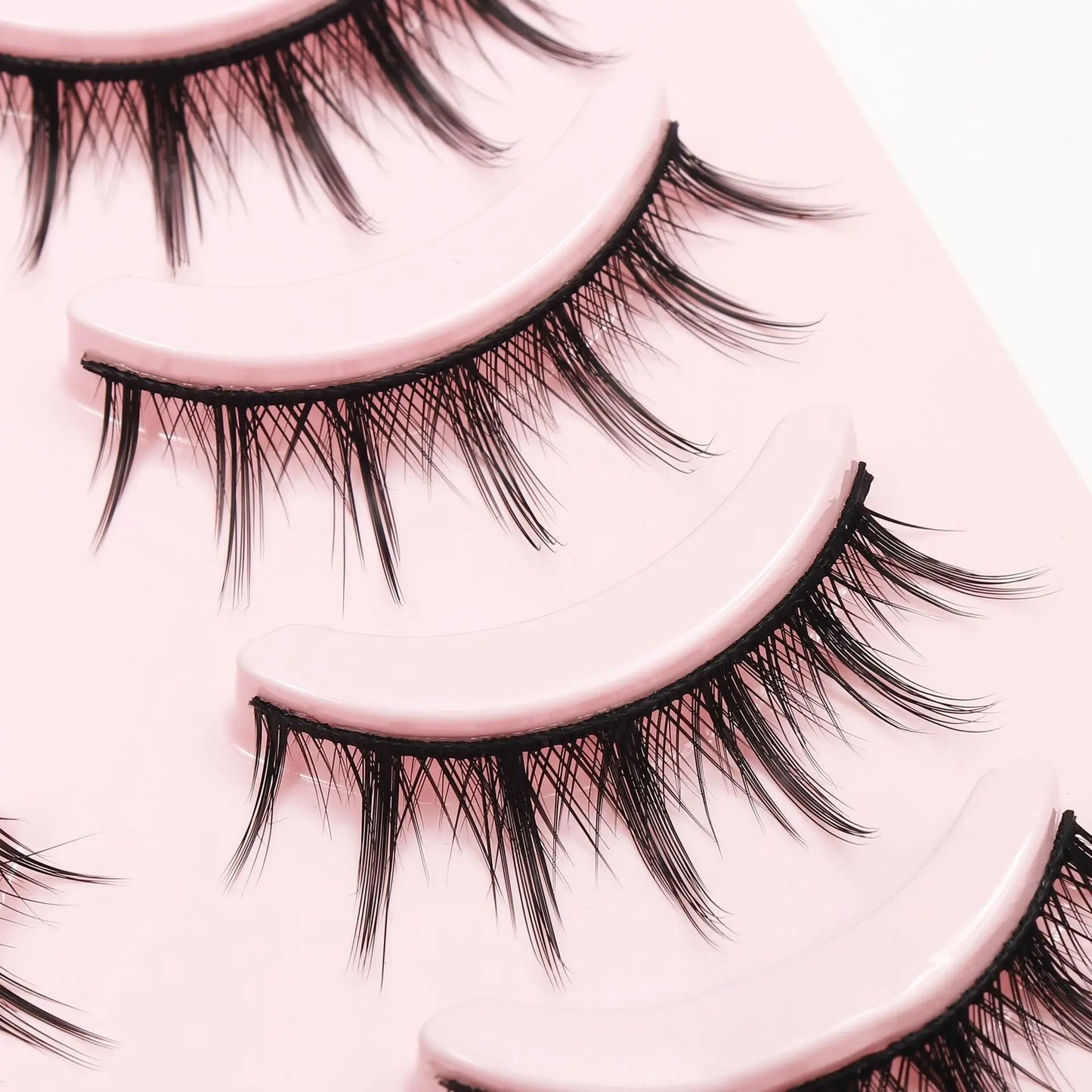 MJ 5 Pairs Of Natural Makeup Daily Makeup Cos Eyelashes Simulated Grafting Fish Tail Segmented Eyelash Facial Makeup Tool