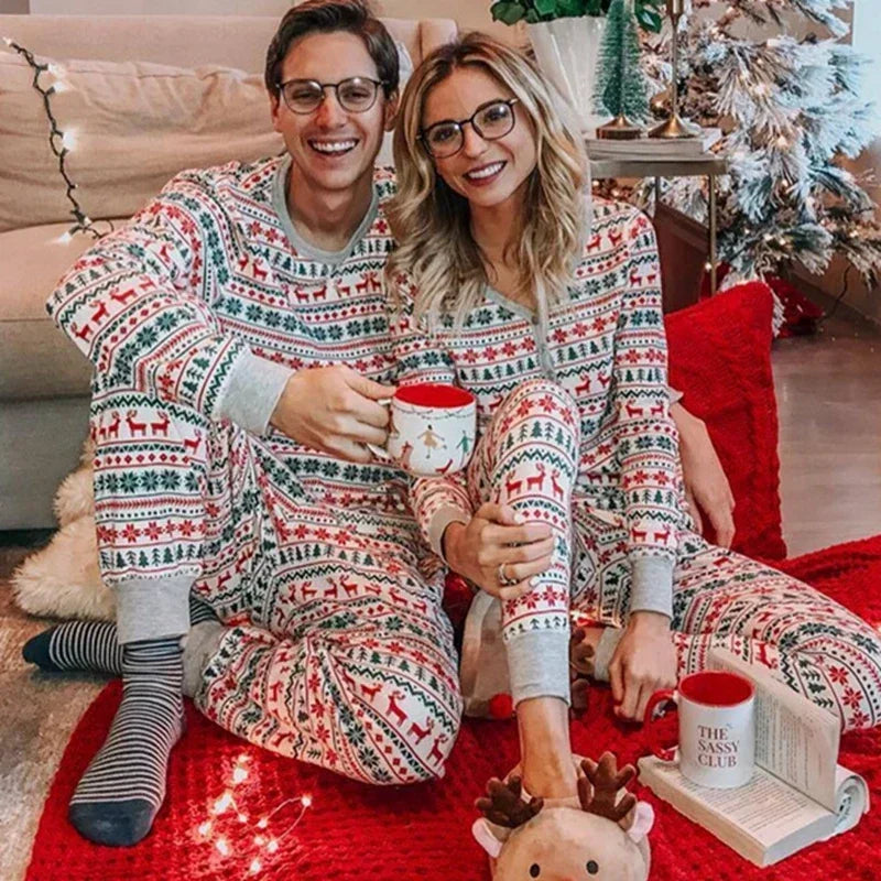 Christmas 2025 Family Matching Outfits Allover Print Mom Dad Kids 2 Pieces Pajamas Set Sleepwear Baby Romper Xmas Look Pyjamas