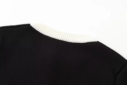 TRAFZA Autumn Fashion Women Sweater Coats Solid O-Neck Long Sleeves Pockets Buttons Single Breasted Female Casual Knitted Coat