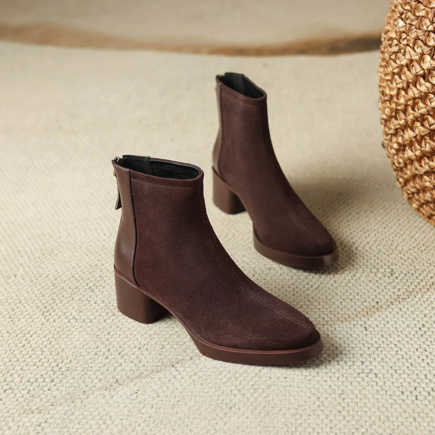 Krazing Pot Trend Plus Size 34-43 Cow Suede Square Toe Med Heels Retro Modern Boots Warm Winter Shoes Dating Concise Ankle Boots