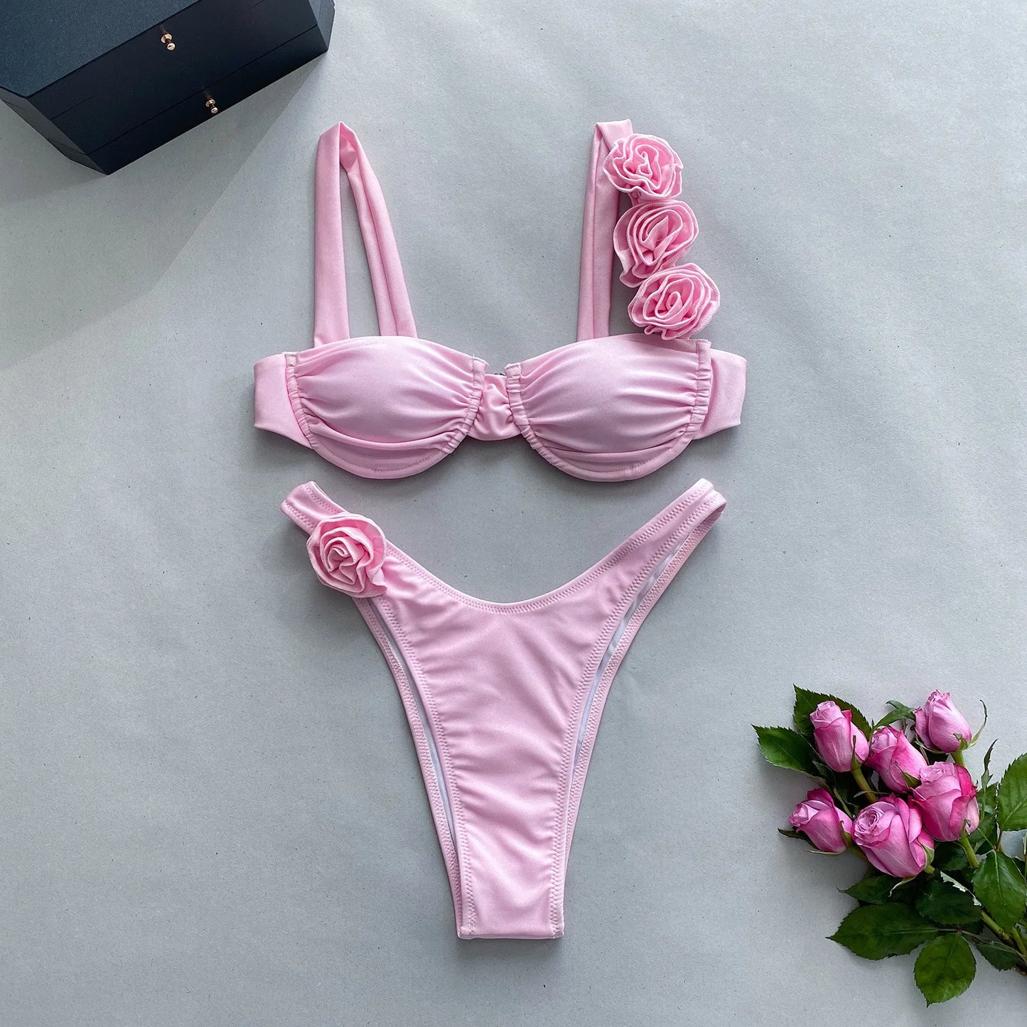 2024 New Bikini Set Womens Steel Plate Solid Color Three-dimensional Flower Split Ladies Swimsuit Women