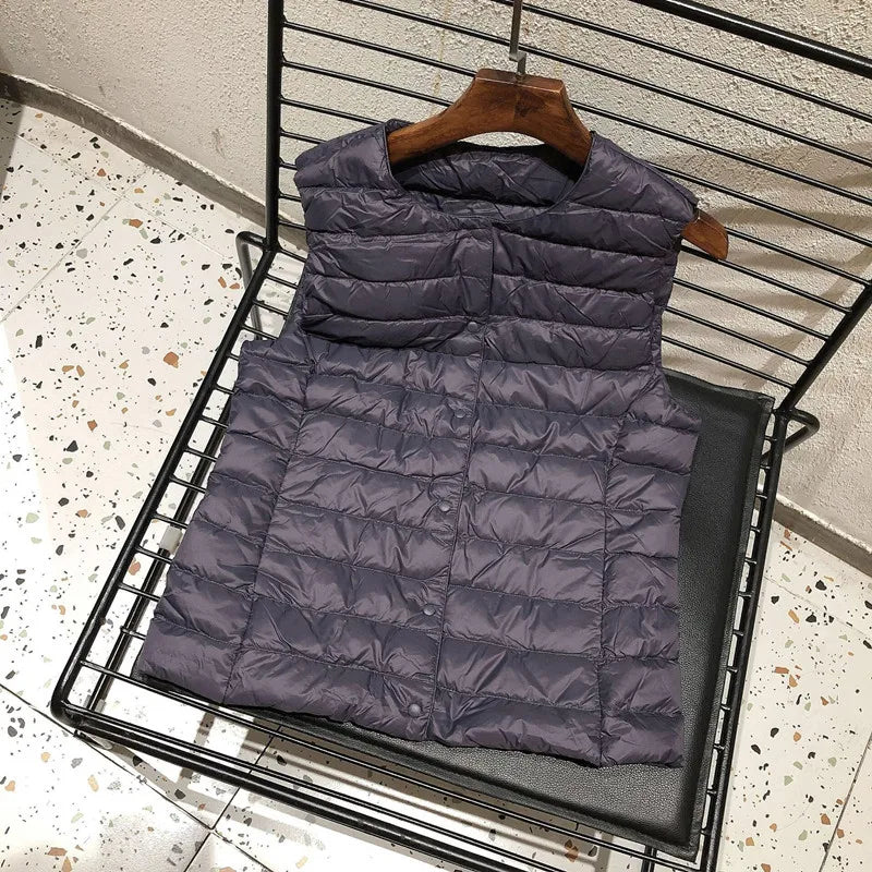 2025 New Women Sleeveless Puffer Jacket Spring Winter Female 90% White Duck Down Ultra Lightweight Packable Warm Down Liner Vest